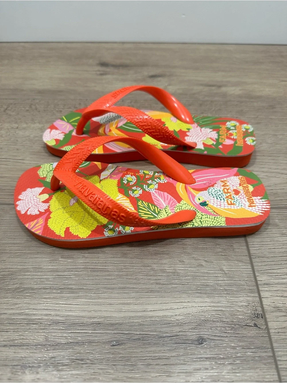Havaianas x Farm Rio flip flop sandal sunset orange EU 35/36 women’s or youth